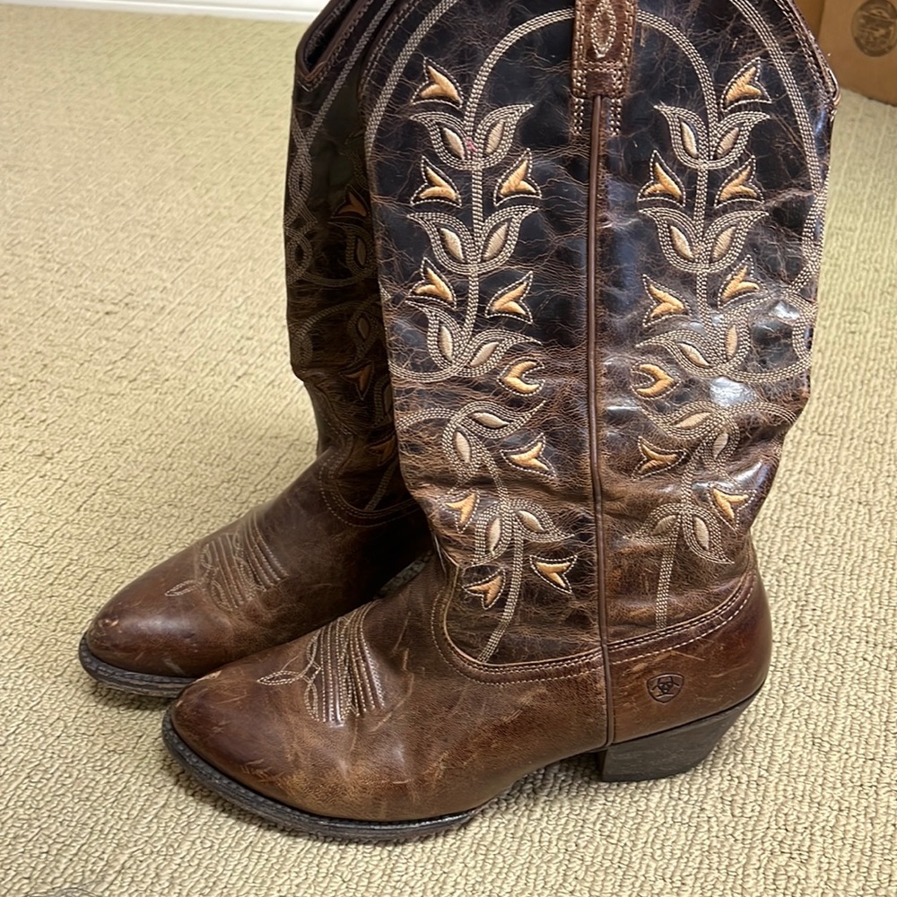 Ariat Womens Cowgirl Boots